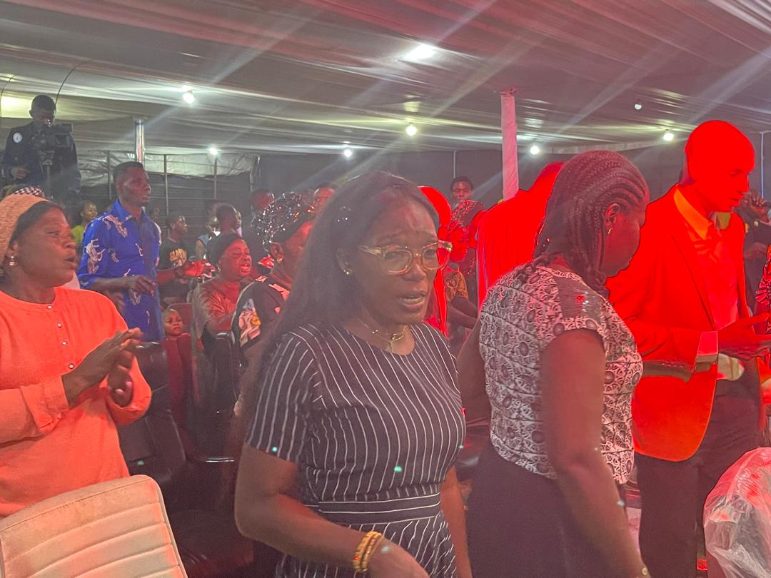 Solo Ministration in Song